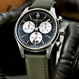 STARTIMER PILOT CHRONOGRAPH GRANDE DATE by Alpina