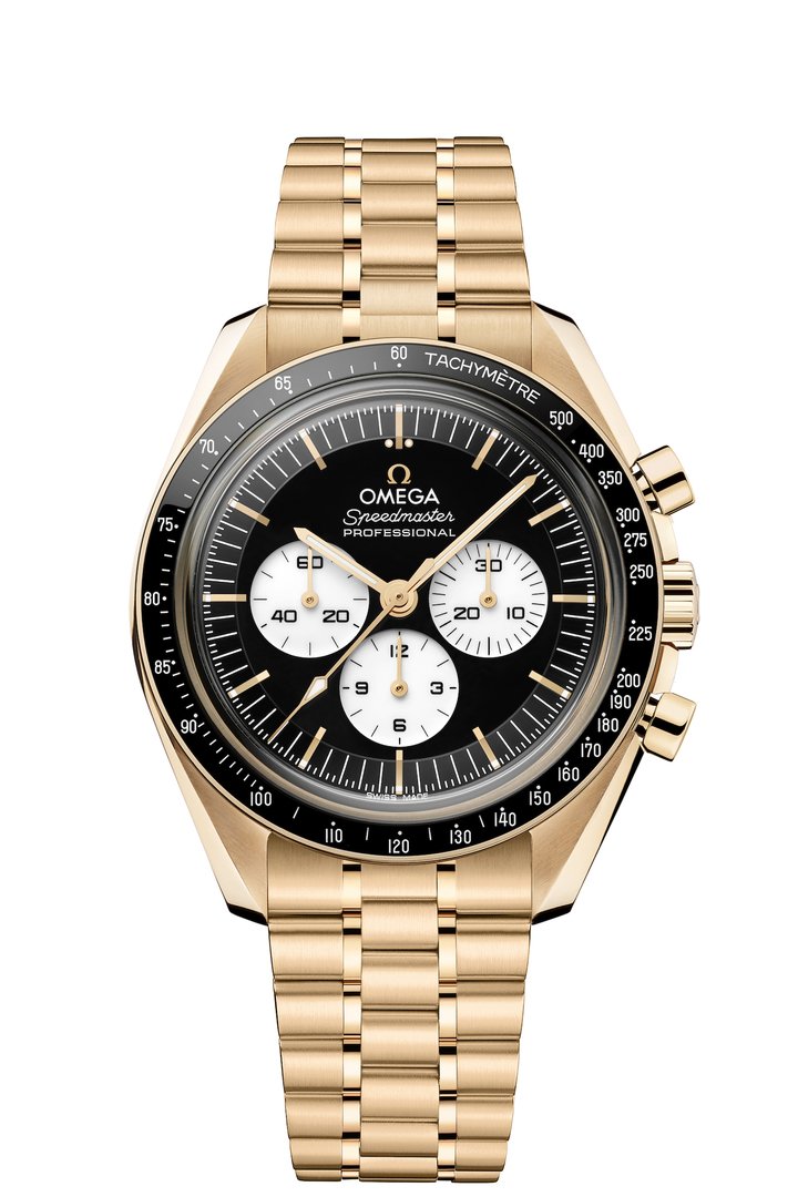 Omega launches Speedmaster Moonwatch in Black and White