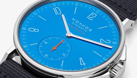 The perfect summer watch? A closer look at the Nomos Aqua
