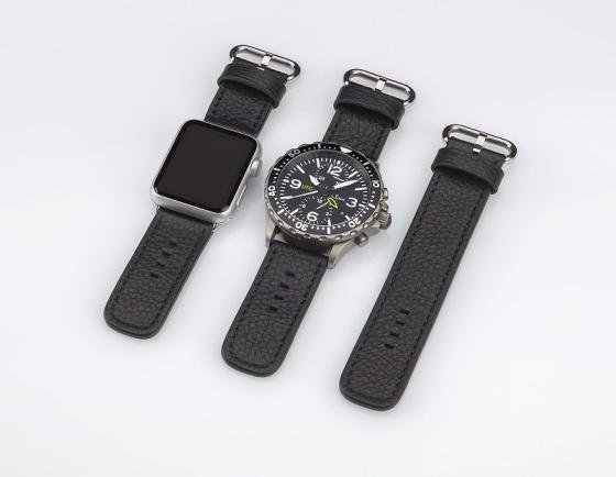 Sinn doubles down with new Dual Strap System 