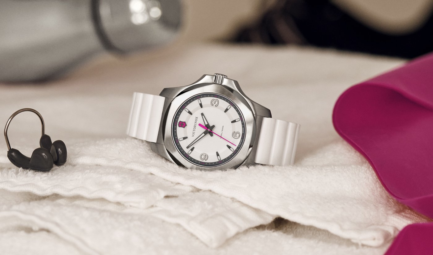 victorinox_inox_v_white_-_europa_star_magazine_2021