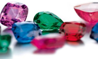 Building a gemstone super-expert