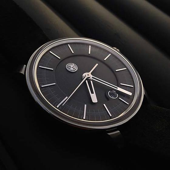 How alcohol inspired the creation of watch brand Lundis Bleus