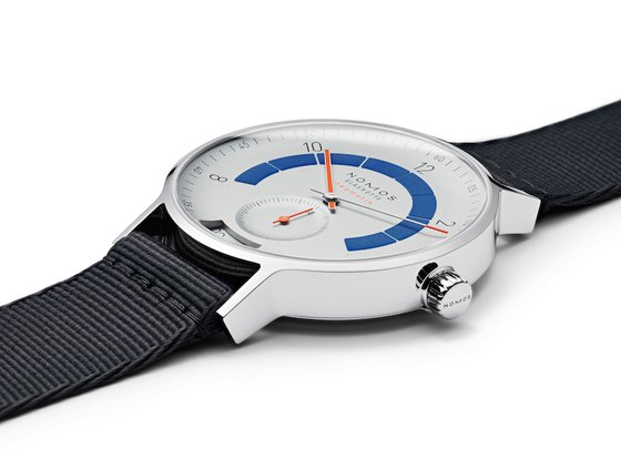 NOMOS Glashütte gets sporty with new “Autobahn” neomatik watch