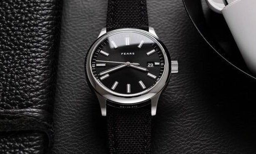 Fears welcomes new Redcliff family of round watches