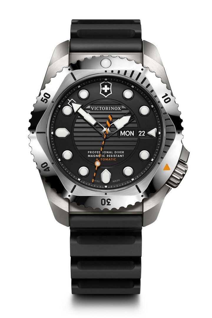Victorinox Dive Pro: Swiss precision for every dive