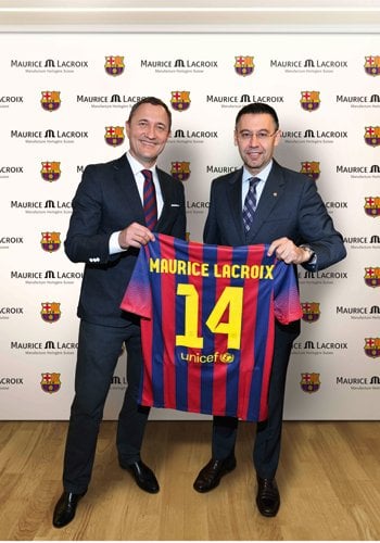 Barcelona's Vice-President Javier Faus and the Managing Director of Maurice Lacroix, Marc Gläser with a Barcelona shirt