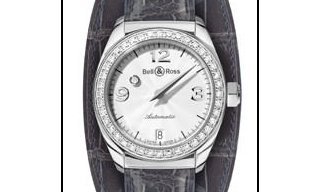 MYSTERY DIAMONDThe diamond that gives the time