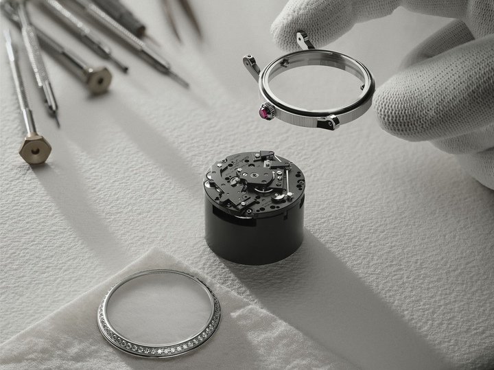 Breguet continues the Tradition story