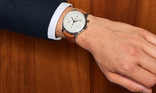 Angelus Chronographe Médical x Massena LAB