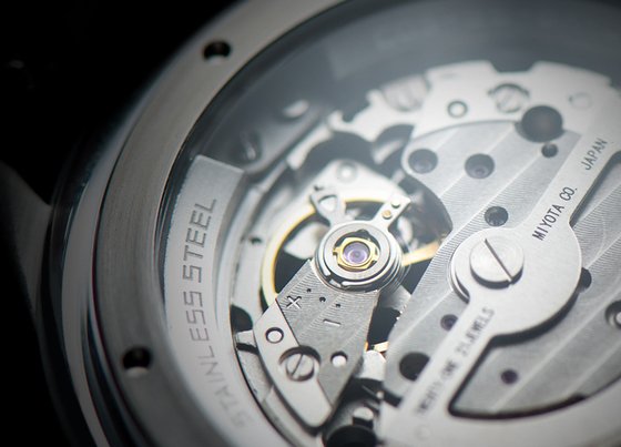 Watchmaker CJR soars with new Commander series
