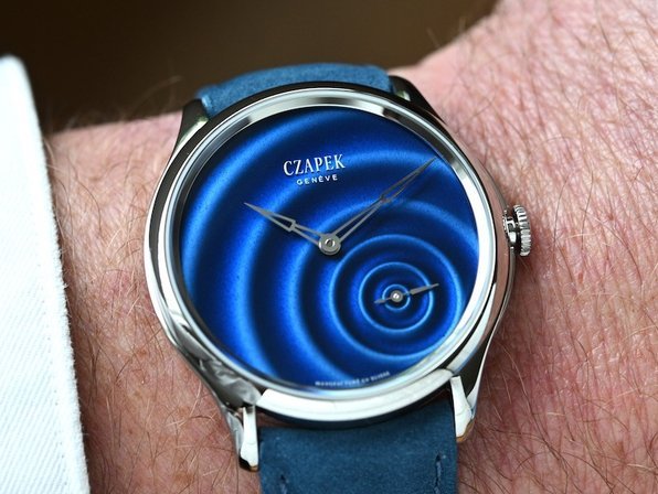  Czapek Promenade amps up the style factor