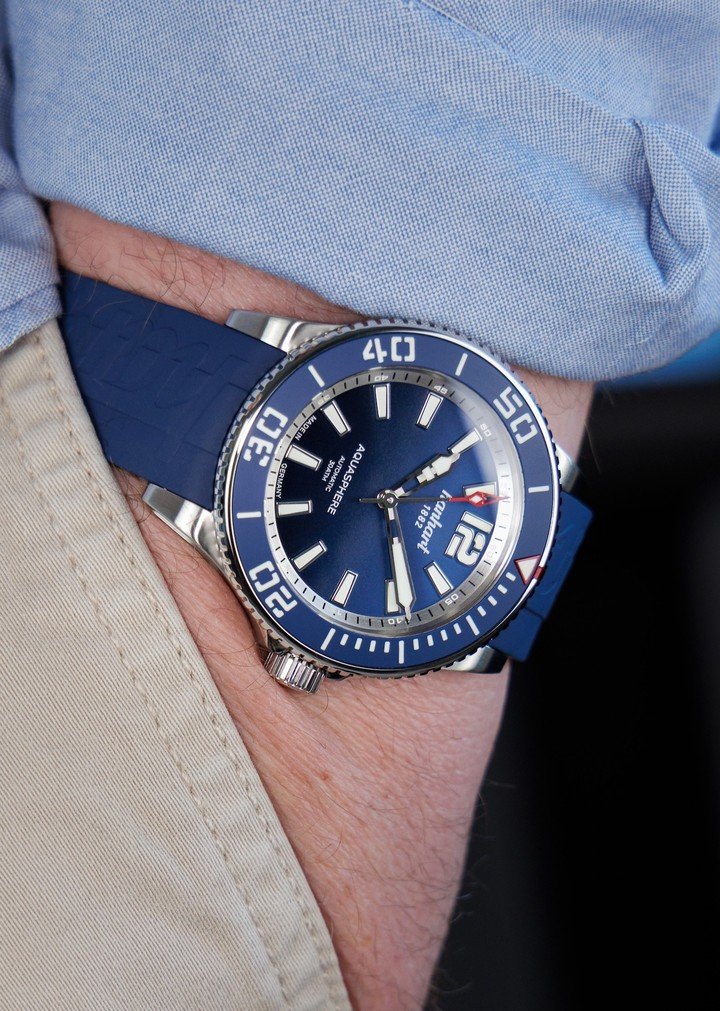 Hanhart dives deeper with the Aquasphere Ocean Fade – a tribute to the depths