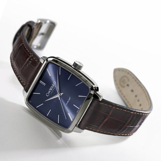 Christopher Ward shows that it's hip to be square!