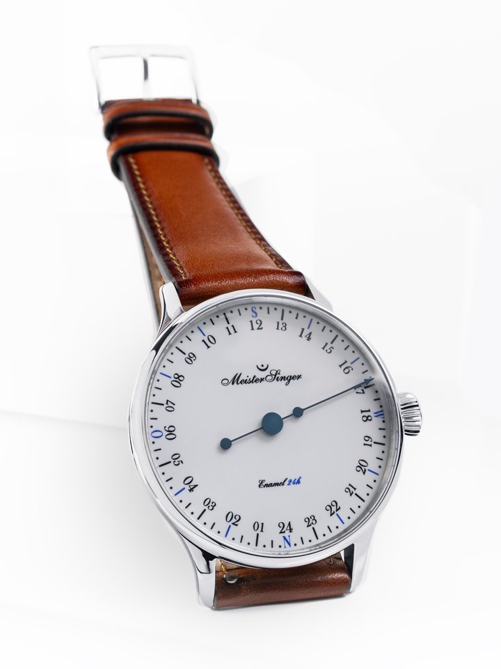 MeisterSinger 24H Enamel Edition marks a day in one sweep