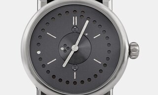Ochs und junior: A perpetual calendar for the holiday season