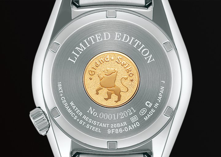 The case back of the limited edition carries the Grand Seiko emblem in 18k yellow gold and the watch's individual serial number.