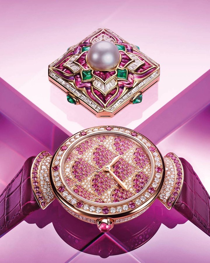 In the late 1980s, Carré brooches adopted meticulously calibrated stones - amethysts, rubies, emeralds and diamonds - set in geometrical patterns around a natural pearl.
