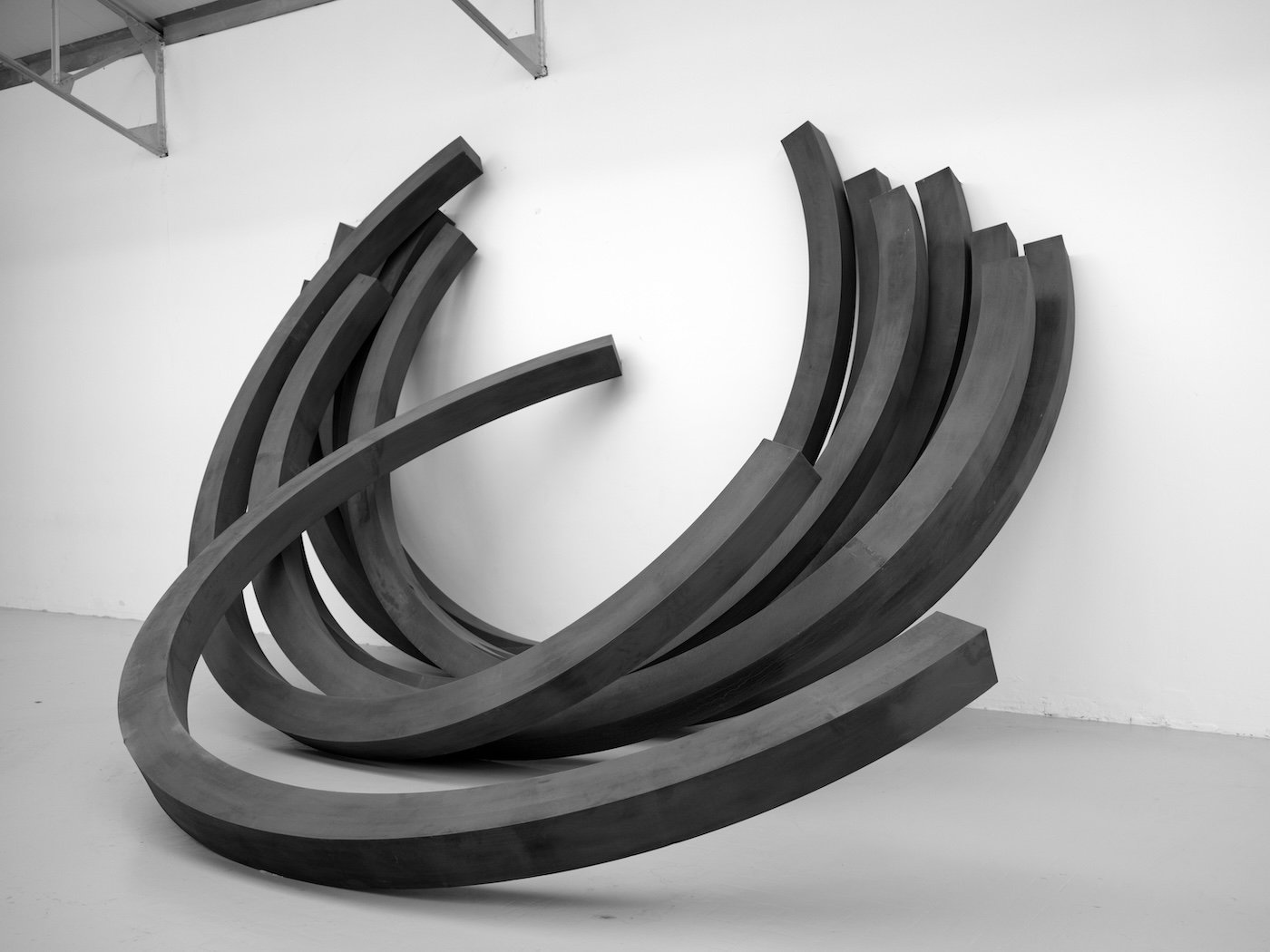 Alto signs a creative and artistic collaboration with Bernar Venet
