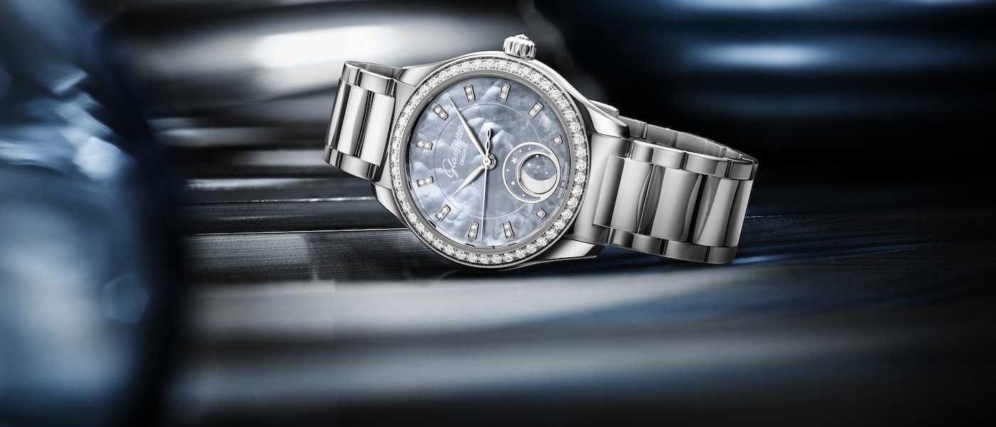 Glashütte Original presents the Serenade Luna in “Skyline Blue”