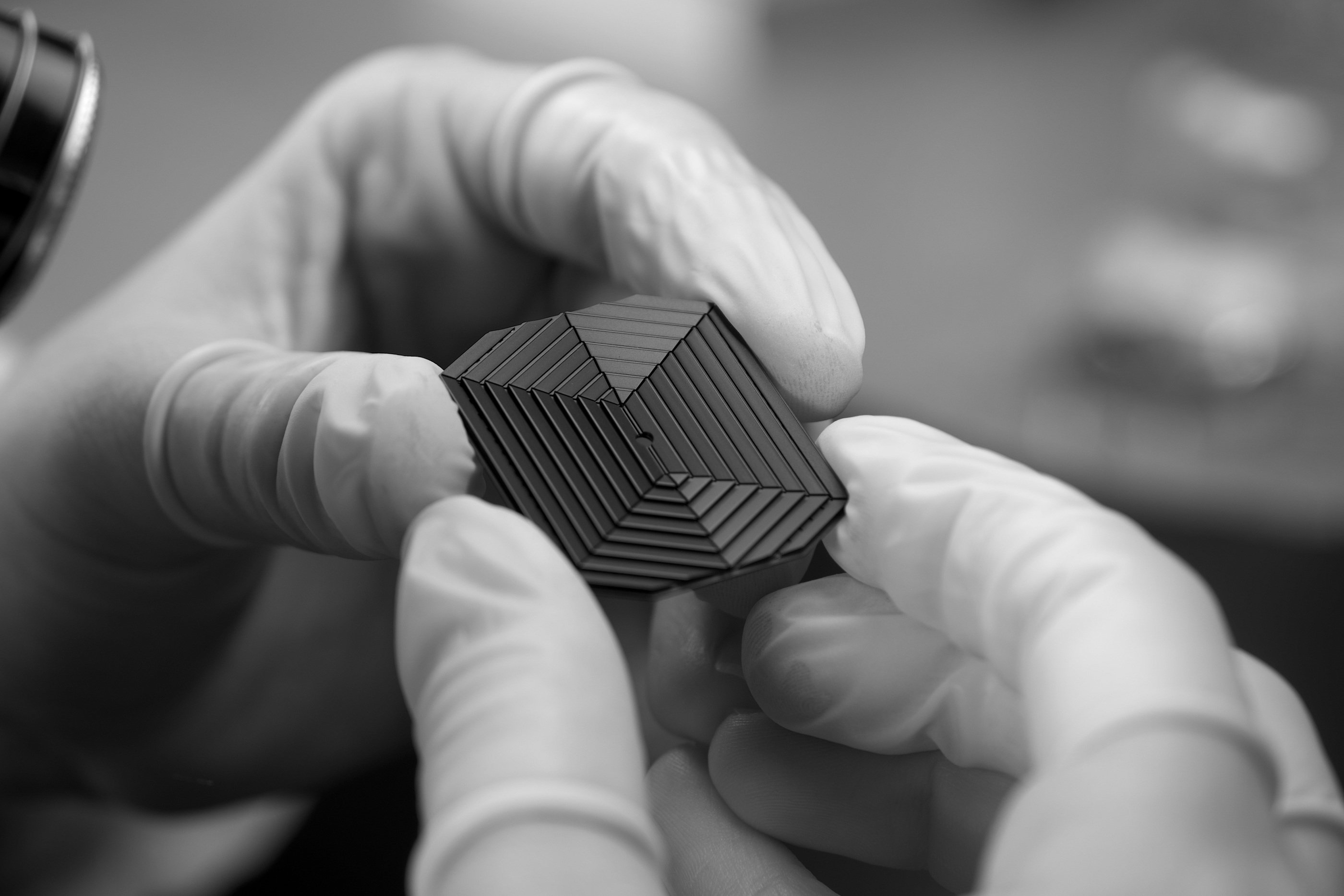 ‘Alto' for contemporary art on your wrist