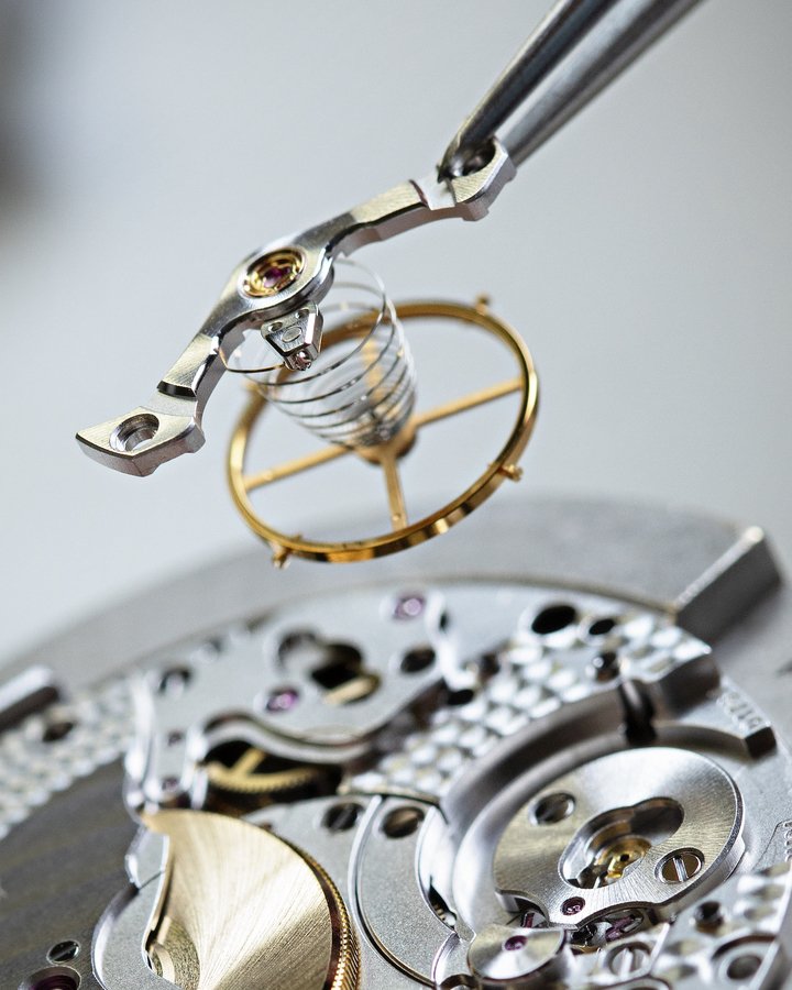 Pequignet: genuine French watchmaking expertise