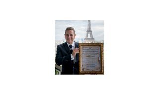 Louis Moinet Receives an IIPP Award at UNESCO