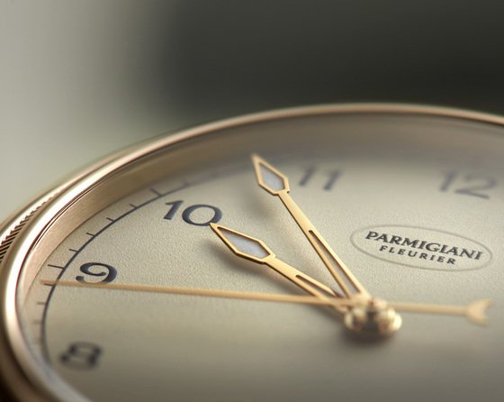 Parmigiani Fleurier goes back to its roots with the Toric Chronomètre
