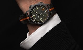 Laco Frankfurt 40 GMT: compact size, full functionality