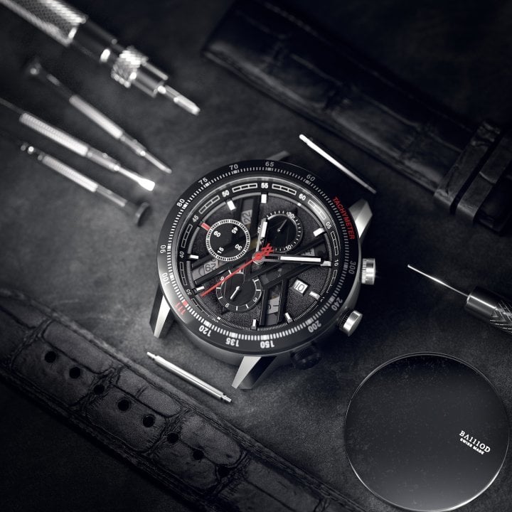 BA111OD gets to grips with the chronograph 