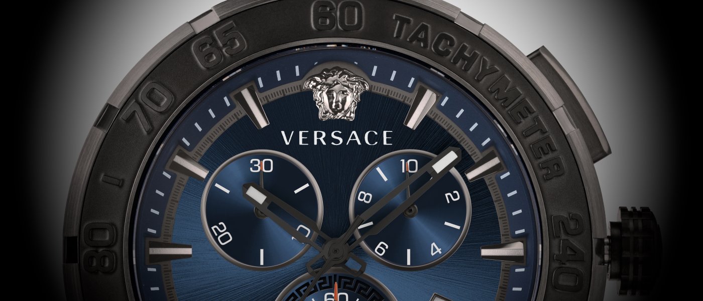 Versace introduces the innovative Greca Chrono Indiglo