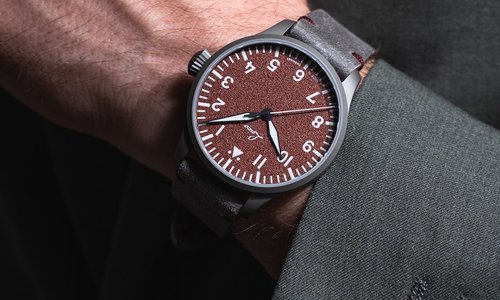 Laco turns 100 with a timeless tribute: the anniversary watch Frieda