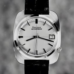 BULOVA “Accutron”