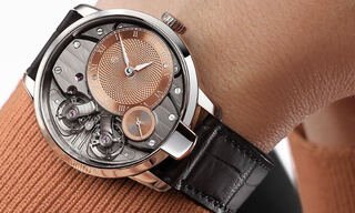 An introduction to Armin Strom's Pure Resonance “Salmon” Edition