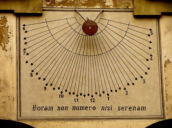 The sundial on the fifteenth-century Palazzo Carmagnola in Milan