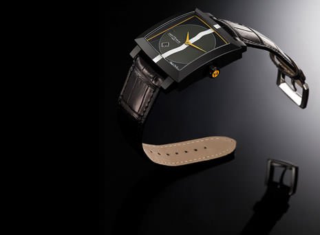 “The Line” watch by Charlelie for Saint Honore