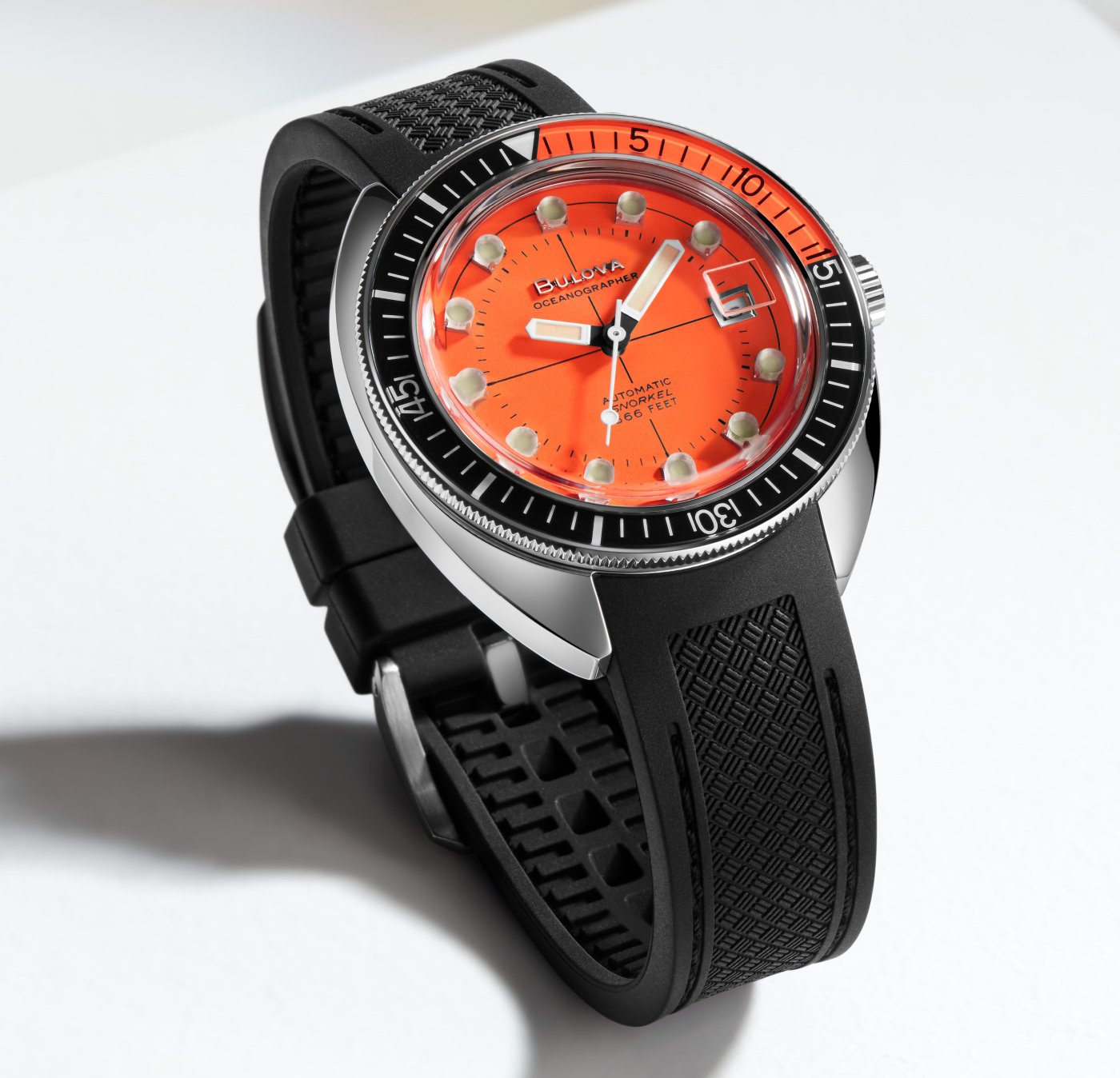 bulova_oceanographer_666_side-_europa_star_magazine_2021