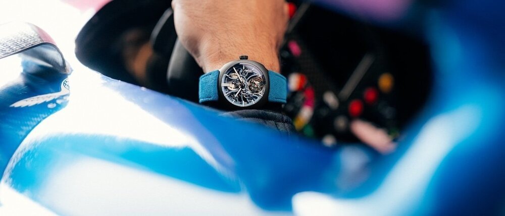 H. Moser & Cie. unveils the Streamliner Tourbillon Skeleton Ceramic Alpine Limited Edition