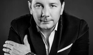 RETAILER PROFILE - FROJO, SELLING WATCHES AT THE TOP OF THE WORLD