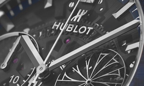 Hublot presents a new limited edition in homage of the Greek islands