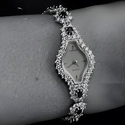 CORUM