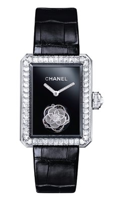 ALL EYES ON...CHANEL - Since 1987, Chanel gives time a unique allure