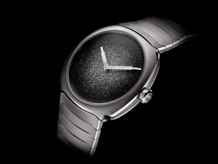 The Streamliner: H. Moser & Cie's take on the sporty-chic style. Now also available in 34 mm and 28 mm sizes.