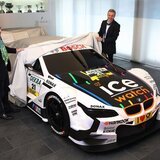 Ice-Watch CEO Jean-Pierre Lutgen (left) and BMW Motorsport Director Jens Marquardt unveil the Ice-Watch BMW M3 DTM