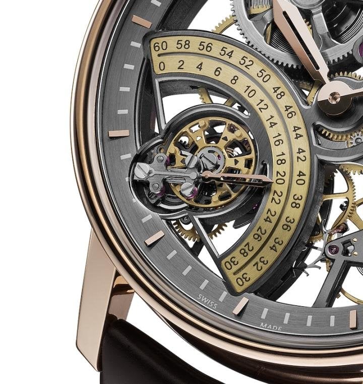 Bi-directional seconds at 7 o'clock, the most distinctive part of the new movement