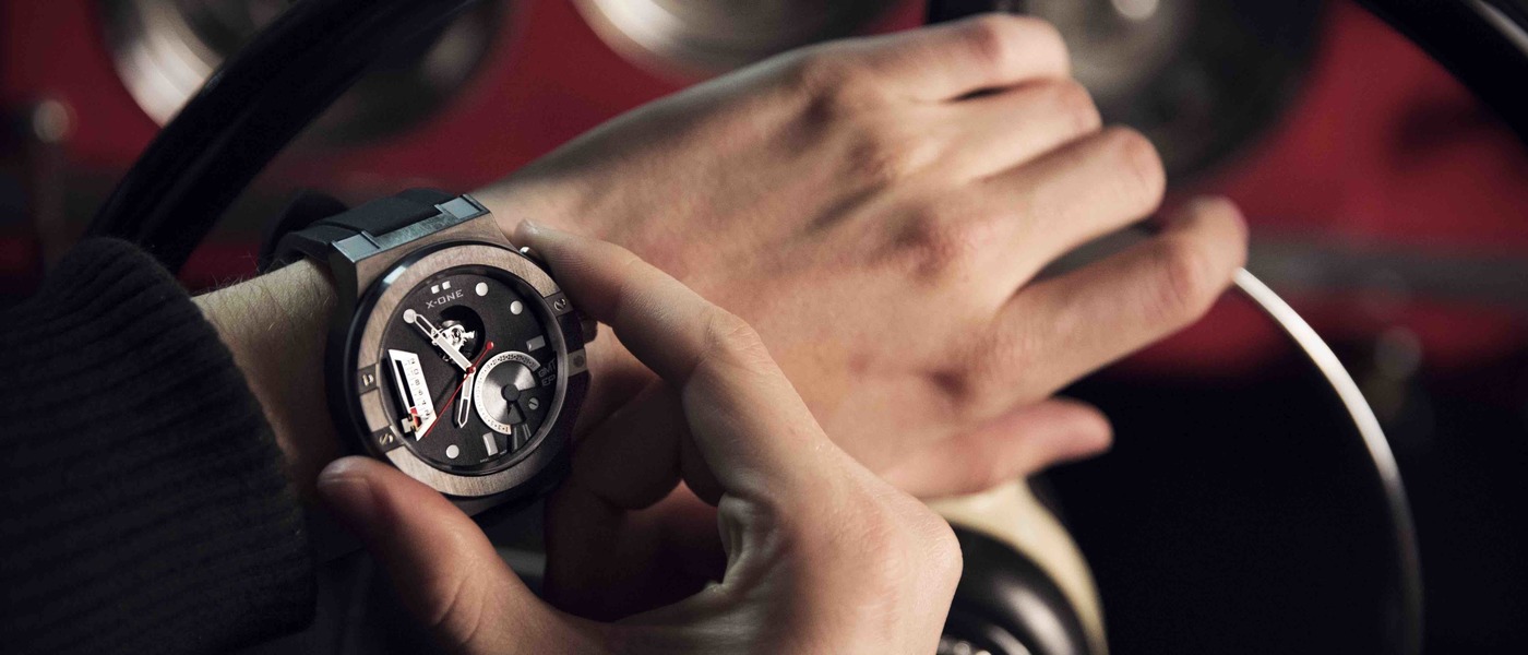 mechanical smartwatch