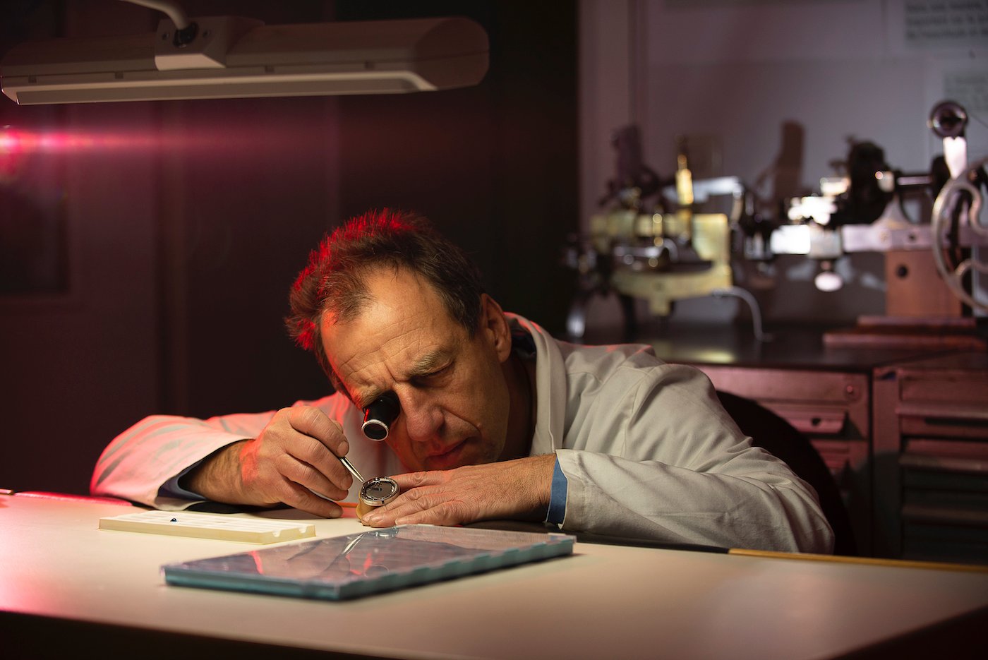 Lives and lessons of master watchmakers