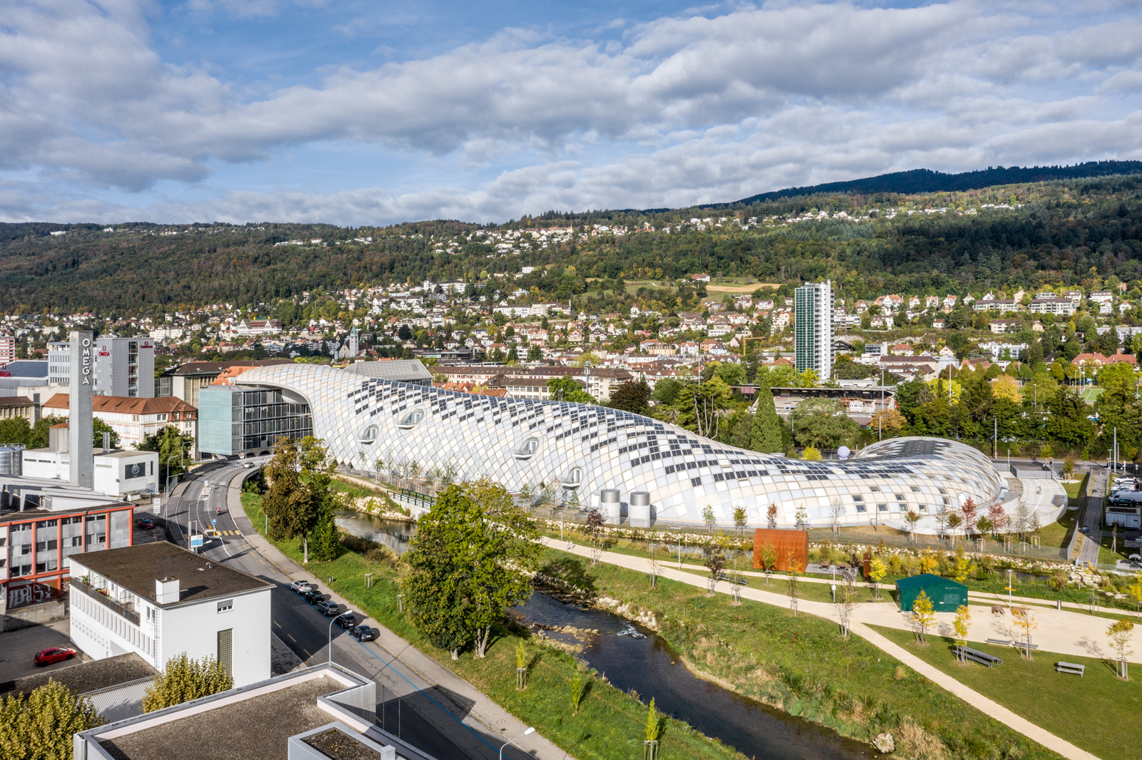 Swatch: New headquarters and a lot of questions