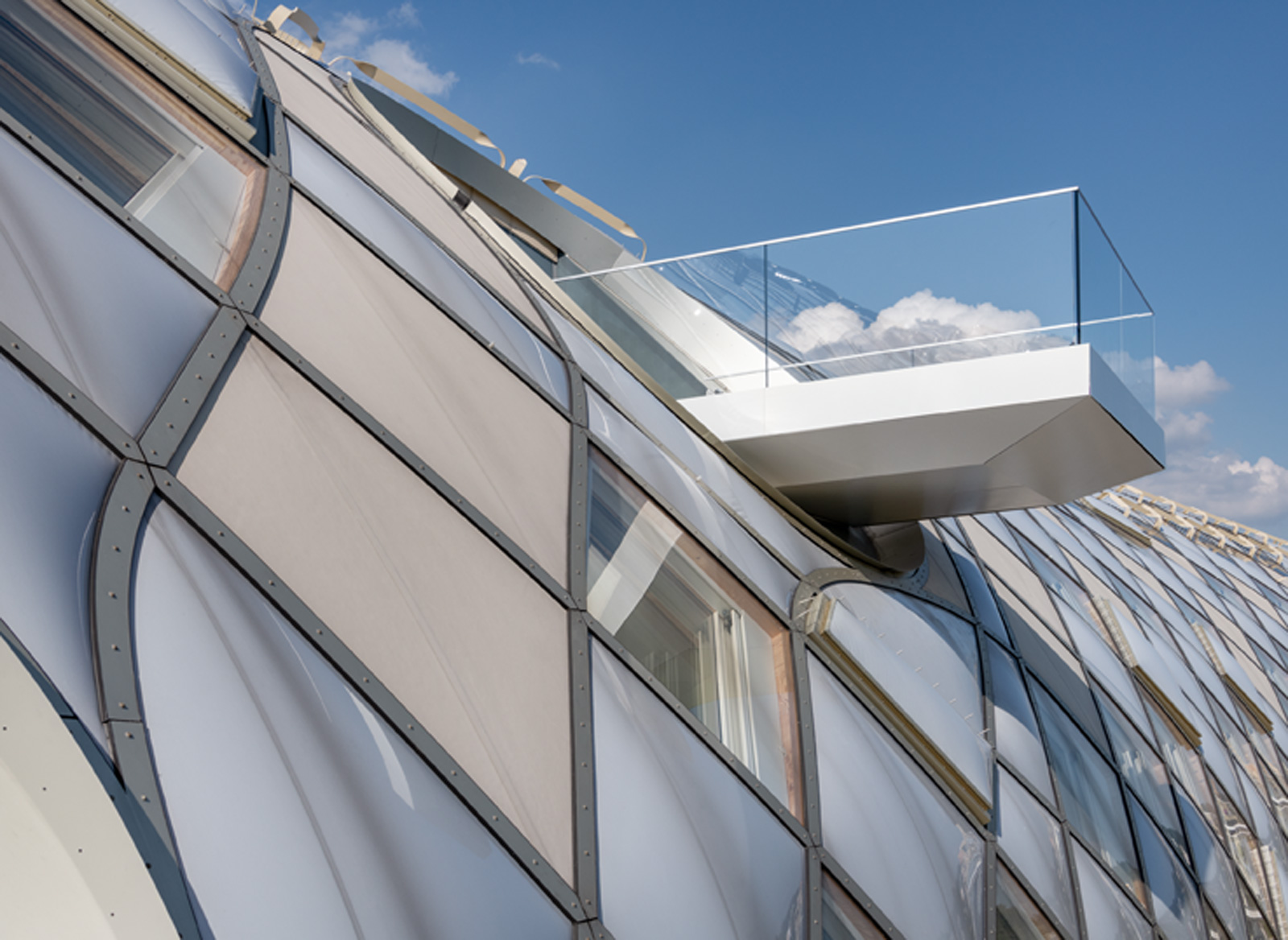 Swatch: New headquarters and a lot of questions