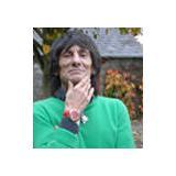 Ronnie Wood from the Rolling Stones finds a Vincent B&#x00E9;rard watch irresistible